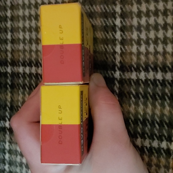 Revolution Water Liner - Picture 3 of 3